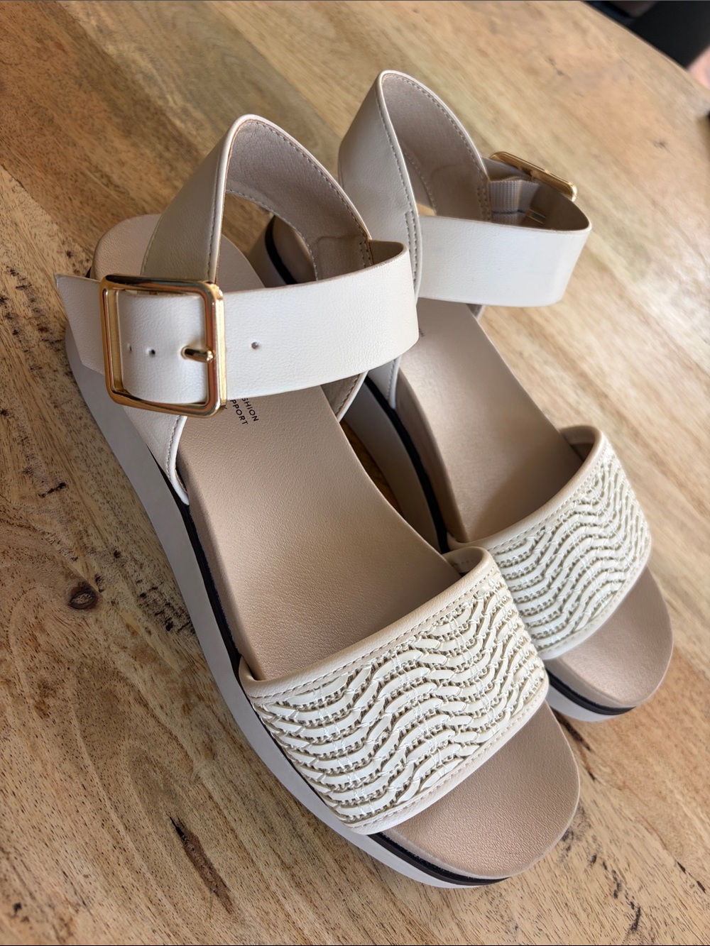 LifeStride Gillian 2 strappy sandal